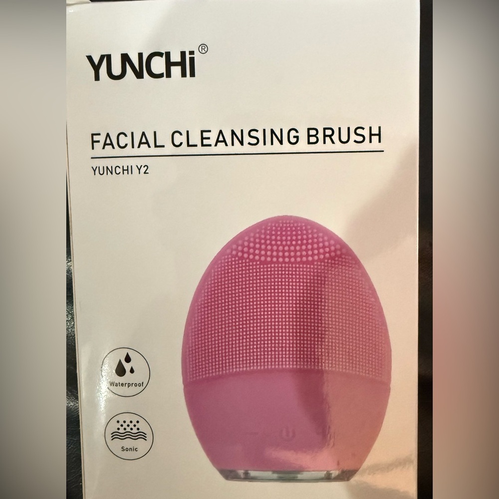 New Yunchi Blue Electronic Facial Cleansing Brush USB Wireless Waterproof